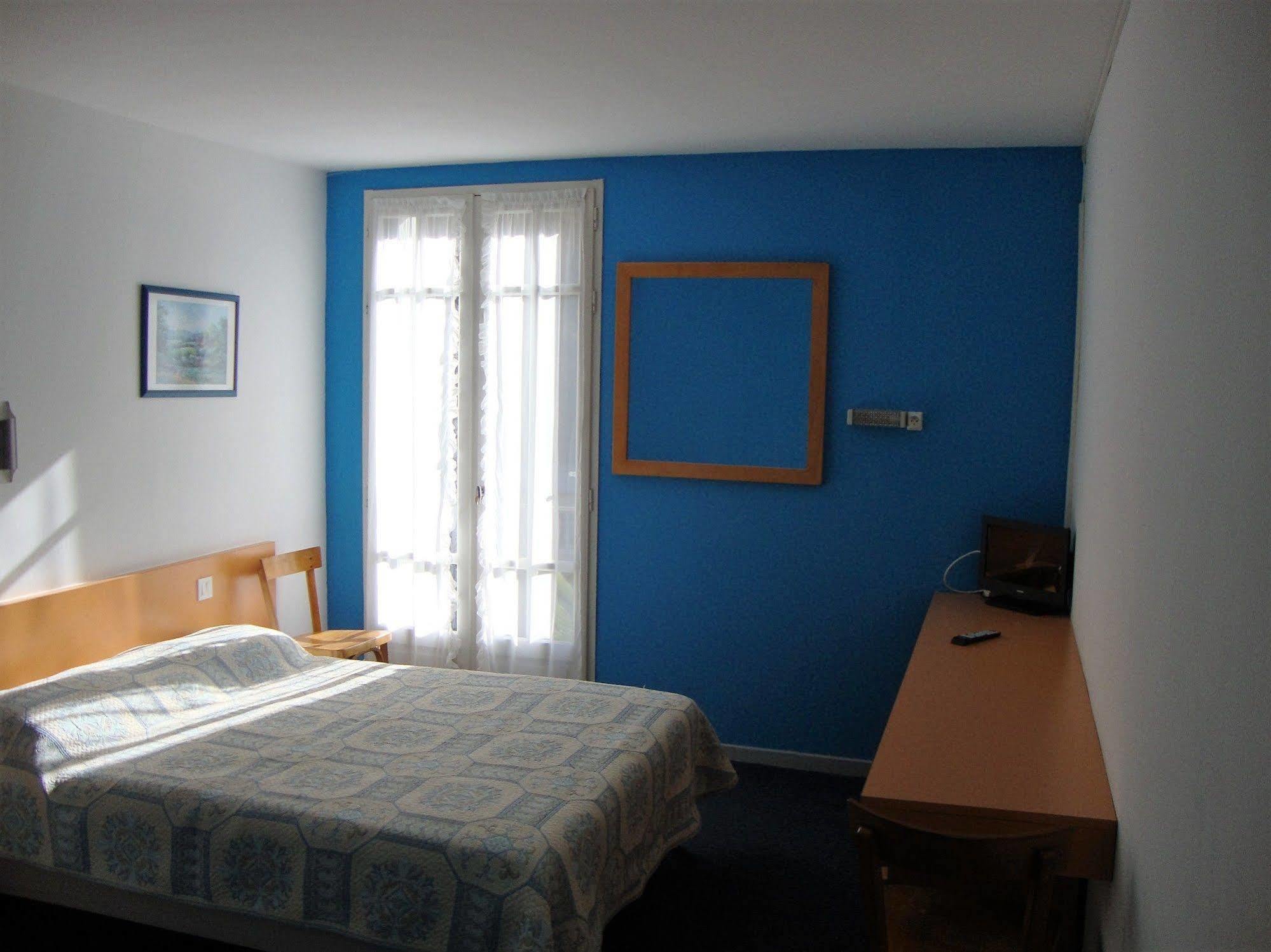 Hotel Au Petit Languedoc Hotel Lourdes