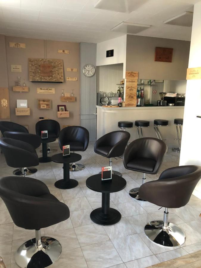 Hotel Au Petit Languedoc Hotel